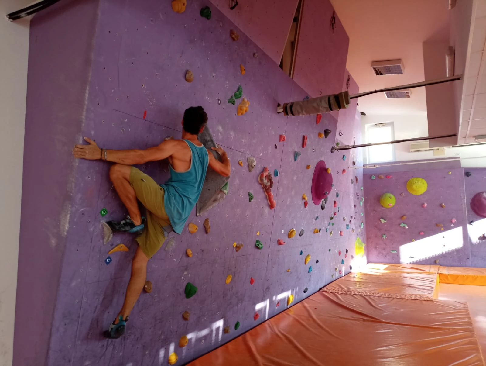 palestra arrampicata sportiva